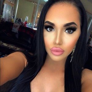 Meet your Posher, Caleah